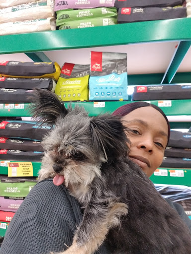 Pet Supply Store «Pet Supplies Plus», reviews and photos, 311 Sagamore Pkwy N, Lafayette, IN 47904, USA