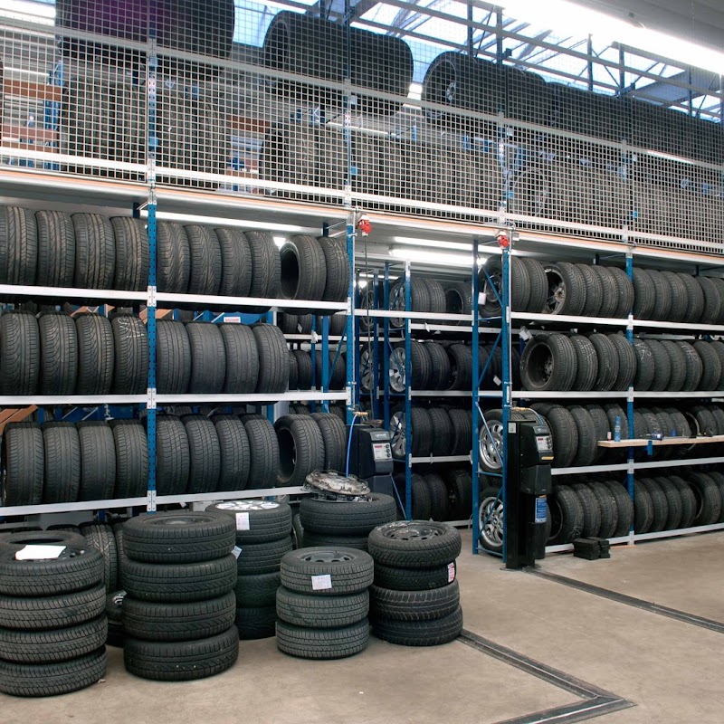 Mobile Tyres and Recovery