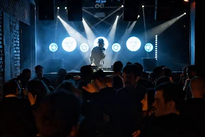 Retronouveau - live music & clubbing image