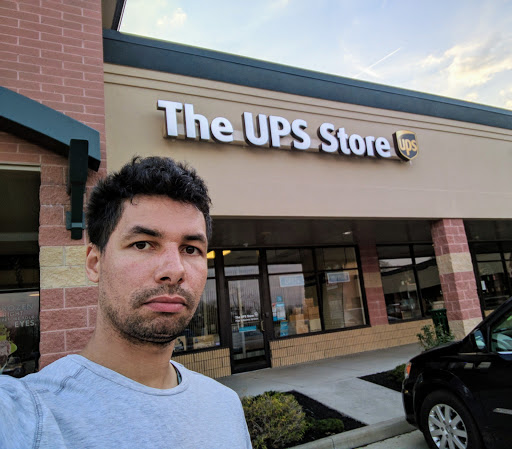 Shipping and Mailing Service «The UPS Store», reviews and photos, 300 Weatherstone Dr, Wadsworth, OH 44281, USA