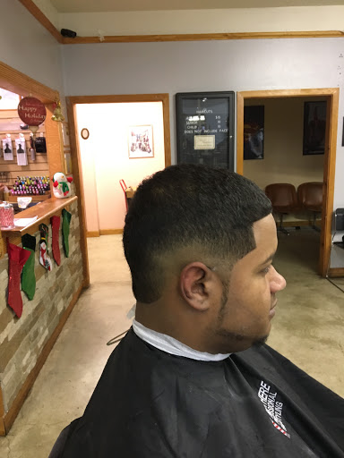 Barber Shop «Hair 2 There», reviews and photos, 7 State St, Glassboro, NJ 08028, USA