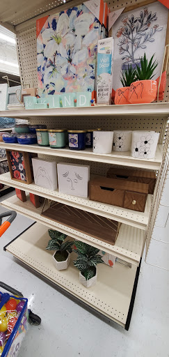 Discount Store «Big Lots», reviews and photos, 50700 Gratiot Ave, Chesterfield, MI 48051, USA