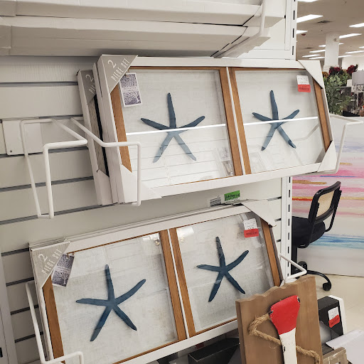 Department Store «Marshalls», reviews and photos, 70 Worcester-Providence Turnpike, Millbury, MA 01527, USA