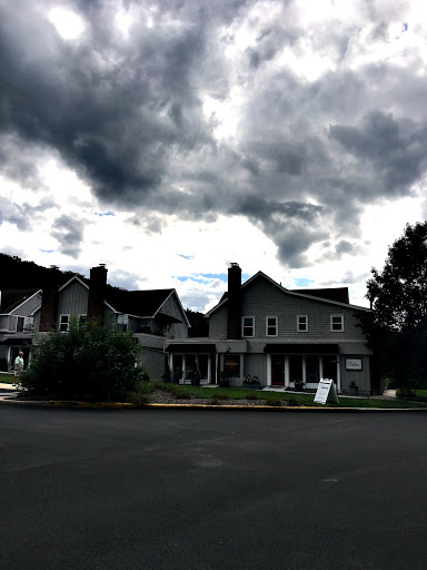 Shopping Mall «Stevenson Village Shopping Center», reviews and photos, 10415 Stevenson Rd, Stevenson, MD 21153, USA