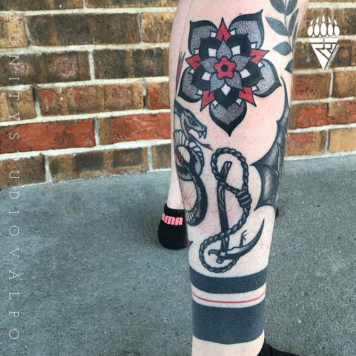 Explore side finger tattoo ideas, creative tattoo ideas in Valparaiso, available at Unity Studio