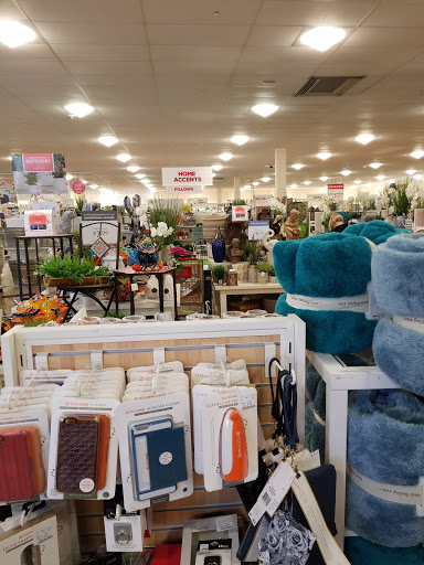 Department Store «HomeGoods», reviews and photos, 1391 Boston Post Rd, Milford, CT 06460, USA