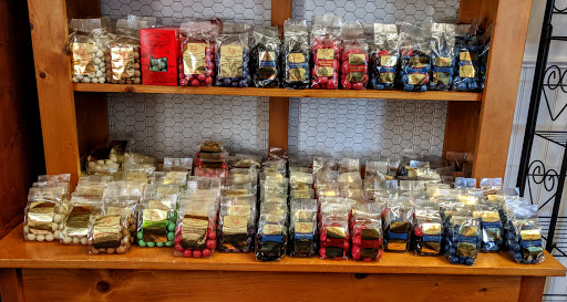 Farm «Pacific Hazelnut Farms & Candy Factory», reviews and photos, 14673 Ottaway Rd NE, Aurora, OR 97002, USA