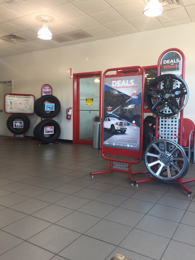 Tire Shop «Discount Tire Store - Tyler, TX», reviews and photos, 3910 S Broadway Ave, Tyler, TX 75701, USA
