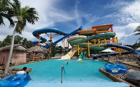 Splash Jungle Water Park image