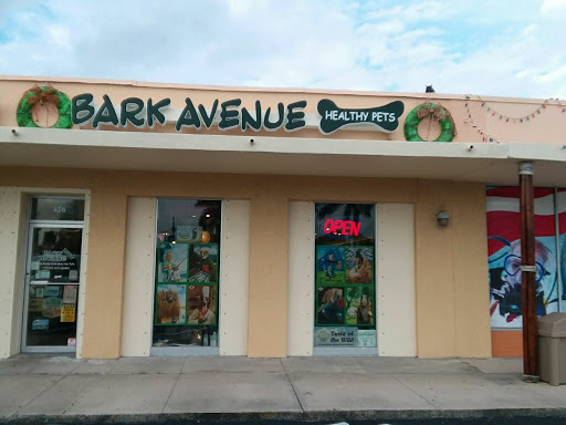 Pet Store «Bark Avenue Healthy Pets», reviews and photos, 426 21st St, Vero Beach, FL 32960, USA