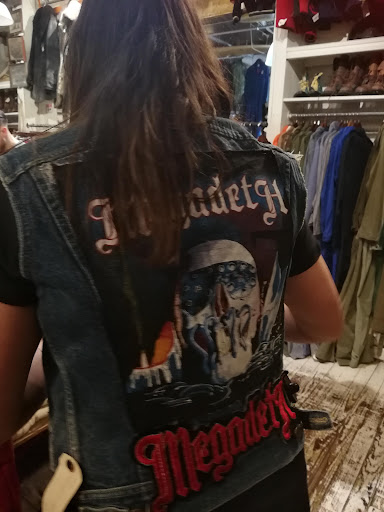 Vintage Clothing Store «10 ft Single by Stella Dallas», reviews and photos, 285 N 6th St, Brooklyn, NY 11211, USA