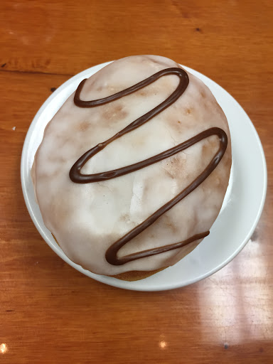 Donut Shop «Groovy Donuts», reviews and photos, 313 E Grand River Ave, Williamston, MI 48895, USA