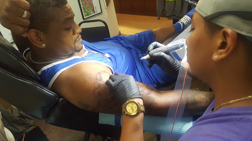 Tattoo Shop «Artistic Encounter», reviews and photos, 3920 Rosemeade Pkwy #170, Dallas, TX 75287, USA