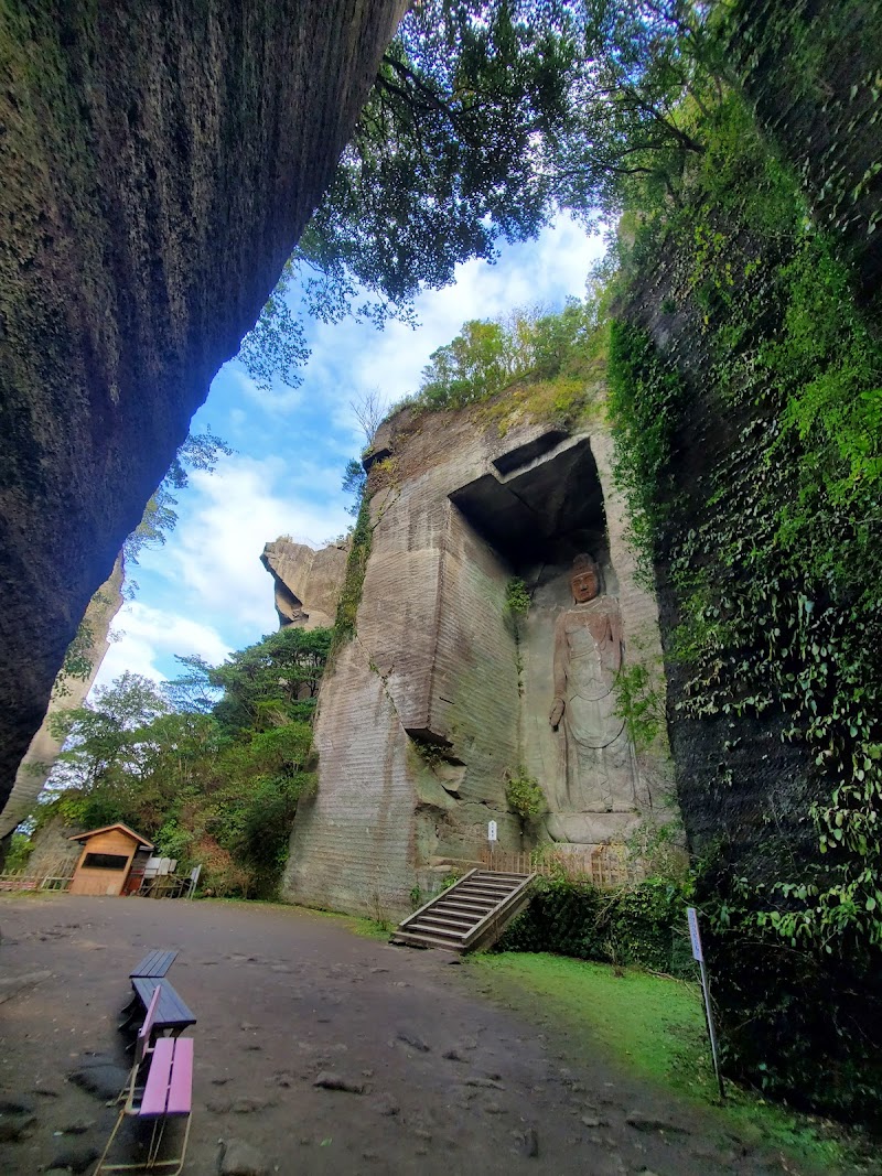 百尺観音（日本寺）