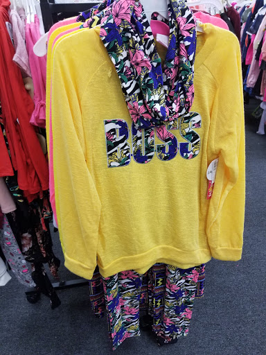 Shopping Mall «Freedom Village Shopping Center», reviews and photos, 1039 Alleghany St, Charlotte, NC 28208, USA