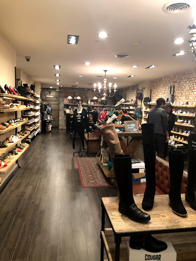 Shoe Store «DNA Footwear on Smith Street», reviews and photos, 141 Smith St, Brooklyn, NY 11201, USA