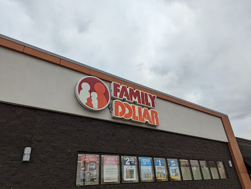 Dollar Store «FAMILY DOLLAR», reviews and photos, 43071 Hayes Rd, Sterling Heights, MI 48313, USA