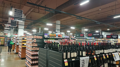 Grocery Store «Earth Fare», reviews and photos, 721 Gov Morrison St #110, Charlotte, NC 28211, USA