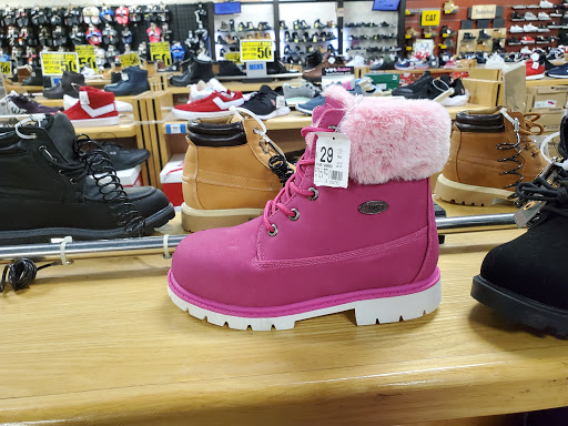 Clothing Store «V.I.M.», reviews and photos, 4812 5th Ave, Brooklyn, NY 11220, USA