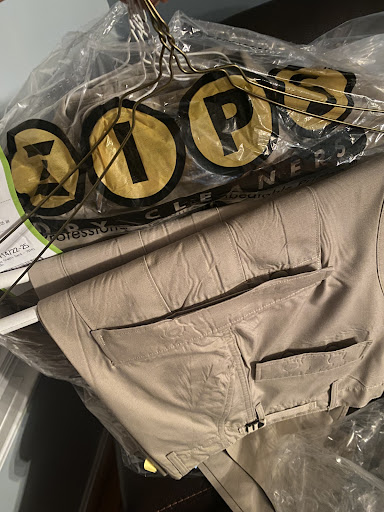 Dry Cleaner «ZIPS Dry Cleaners», reviews and photos, 4230 Plank Rd, Fredericksburg, VA 22407, USA