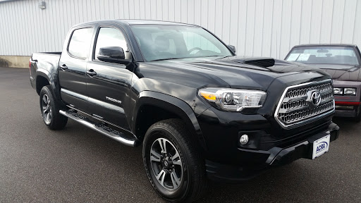 Used Car Dealer «Acra Automotive Group», reviews and photos, 2820 N National Rd, Columbus, IN 47201, USA