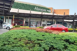 Robinsons - Abreeza Mall image