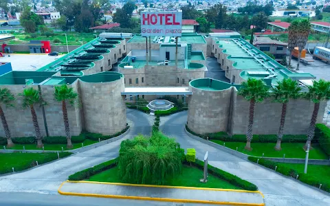 Hotel Garden Plaza image