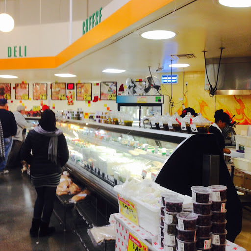 Supermarket «Super King Market», reviews and photos, 2260 Lincoln Ave, Altadena, CA 91001, USA