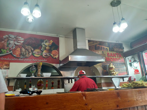 PAVOS Y CHICHARRONES SANTA MÓNICA