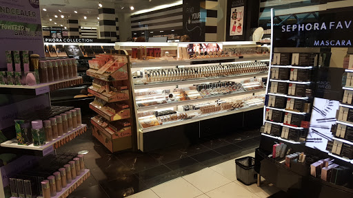 Cosmetics Store «Sephora», reviews and photos, 2500 N Mayfair Rd Ste 120-121, Wauwatosa, WI 53226, USA