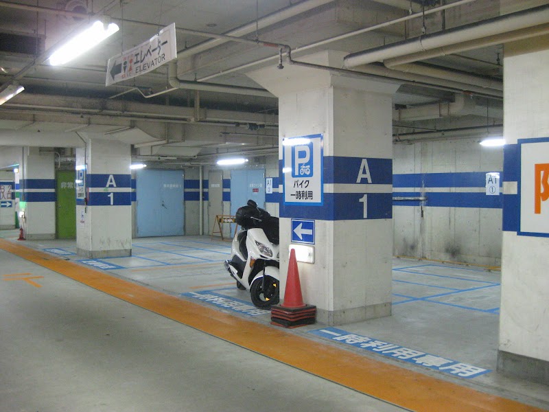 大倉山駐車場