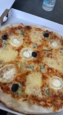 Plats et boissons du Pizzeria Pause Pizza à Courpière - n°10