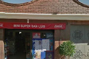 Minisuper San Luis image