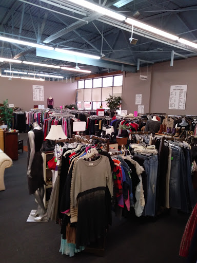 Thrift Store «Thriftique Showroom», reviews and photos, 5055 Richmond Rd, Bedford Heights, OH 44146, USA