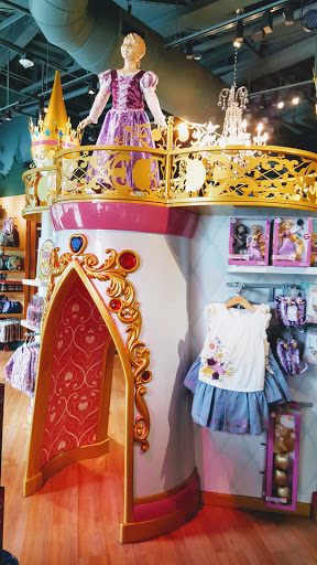 Toy Store «Disney Store», reviews and photos, 395 Santa Monica Place, Santa Monica, CA 90401, USA