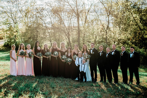 Bridal Shop «J & B Bridals & Formals», reviews and photos, 136 S Main St, Chambersburg, PA 17201, USA