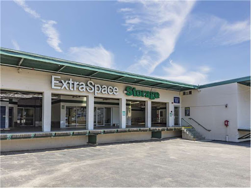Self-Storage Facility «Extra Space Storage», reviews and photos, 128 Bridge St, Newton, MA 02458, USA