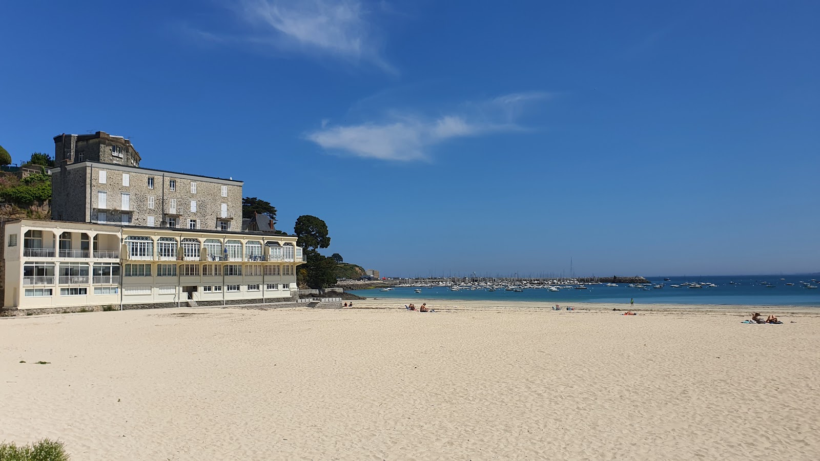 Fotografija Grande Plage z visok stopnjo čistoče