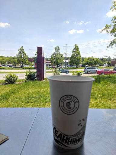 Mexican Restaurant «Chipotle Mexican Grill», reviews and photos, 420 S Hurstbourne Pkwy, Louisville, KY 40299, USA