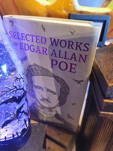 American Restaurant «Cracker Barrel Old Country Store», reviews and photos, 200 Cracker Barrel Dr, Clarksville, TN 37040, USA