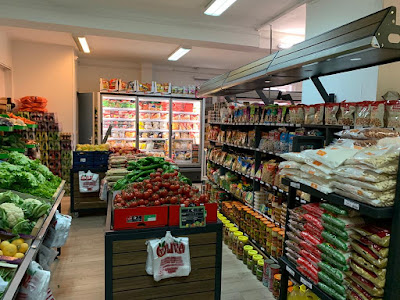 Oliva Market à Bron