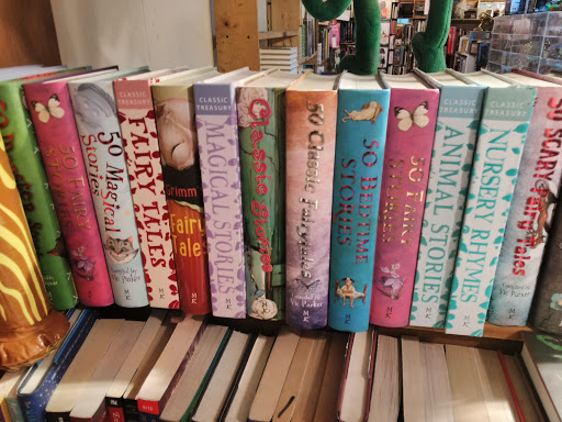 Book Store «Dark Carnival Imaginative Fiction Bookstore», reviews and photos, 3086 Claremont Ave, Berkeley, CA 94705, USA