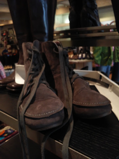 Second Hand Store «Goodwill Deja Blue Boutique», reviews and photos, 303 University Blvd, Denver, CO 80206, USA