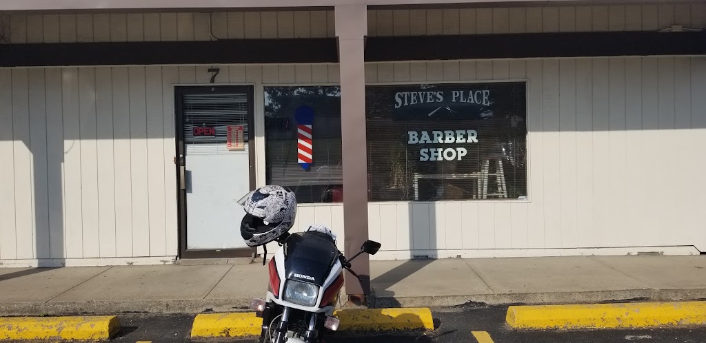 Steve's Place 44203