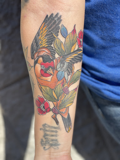 Tattoo Shop «Riot Ink Custom Tattoos», reviews and photos, 8761 Smoky Row Rd, Powell, OH 43065, USA