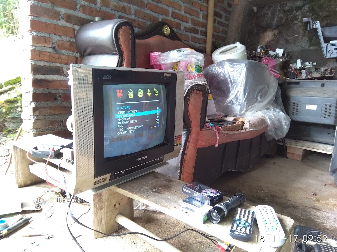 Jumhari Servis Elektronic