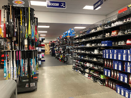 Sporting Goods Store «Play It Again Sports & Hockey», reviews and photos, 16929 WA-99 #110, Lynnwood, WA 98037, USA