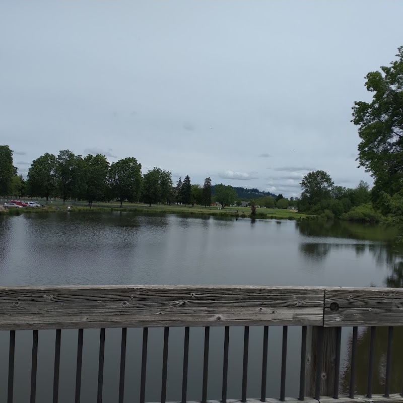 Albany Dog Park at Timber Linn Park