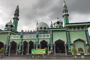 Masjid Agung Baiturrahman Trenggalek ꦩꦱ꧀ꦗꦶꦢ꧀ꦄꦒꦸꦁꦨꦻꦠꦸꦂꦫꦃꦩꦤ꧀ꦡꦽꦁ​ꦒꦭꦺꦏ꧀ image