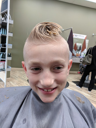 Hair Salon «Great Clips», reviews and photos, 6136 Mid Rivers Mall Dr, St Peters, MO 63304, USA